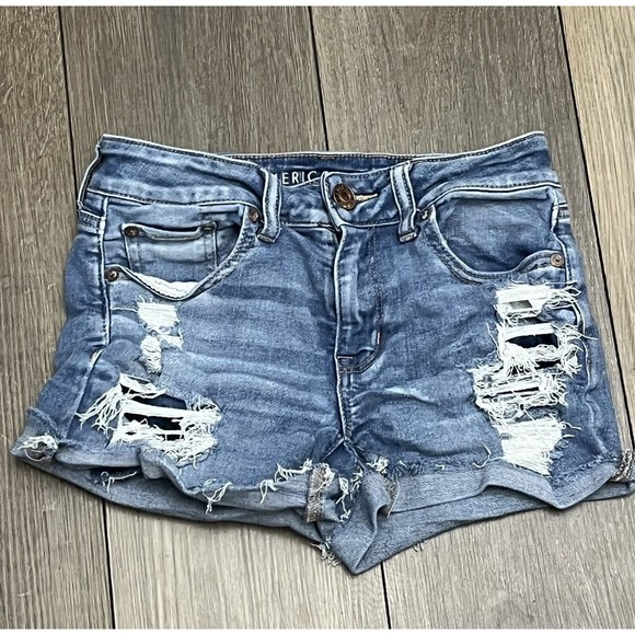 American Eagle Blue Ne(x)t Level Stretch Distressed Midi Jean Shorts Size 2 - Picture 9 of 10